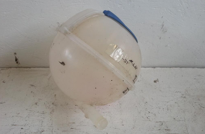 VW Polo 6C Ausgleichsbeh&auml;lter K&uuml;hlwasserbeh&auml;lter Beh&auml;lter K&uuml;hlwasser 1.2TSI CJZD